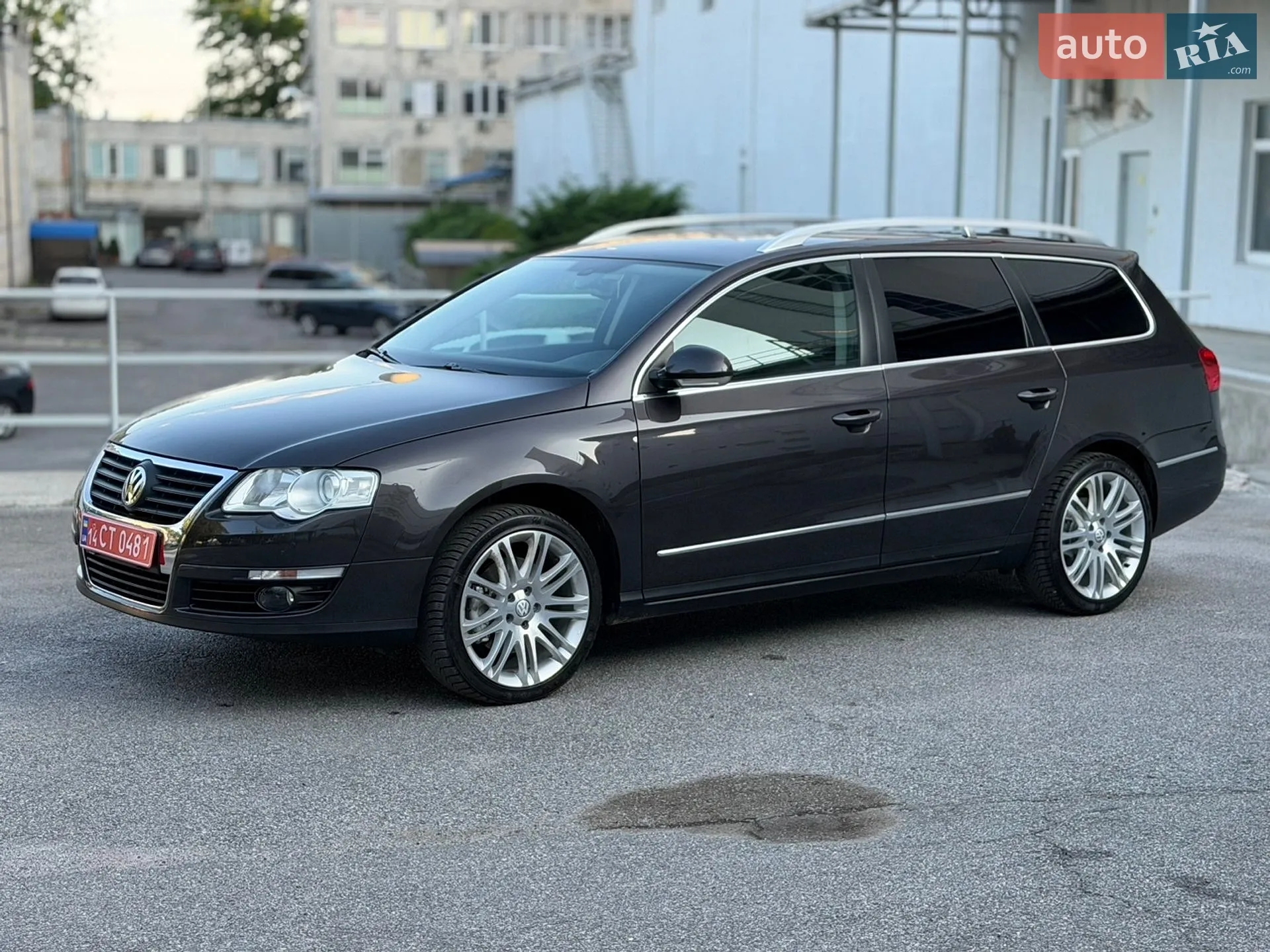 2010 Volkswagen Passat - мініатюра 21
