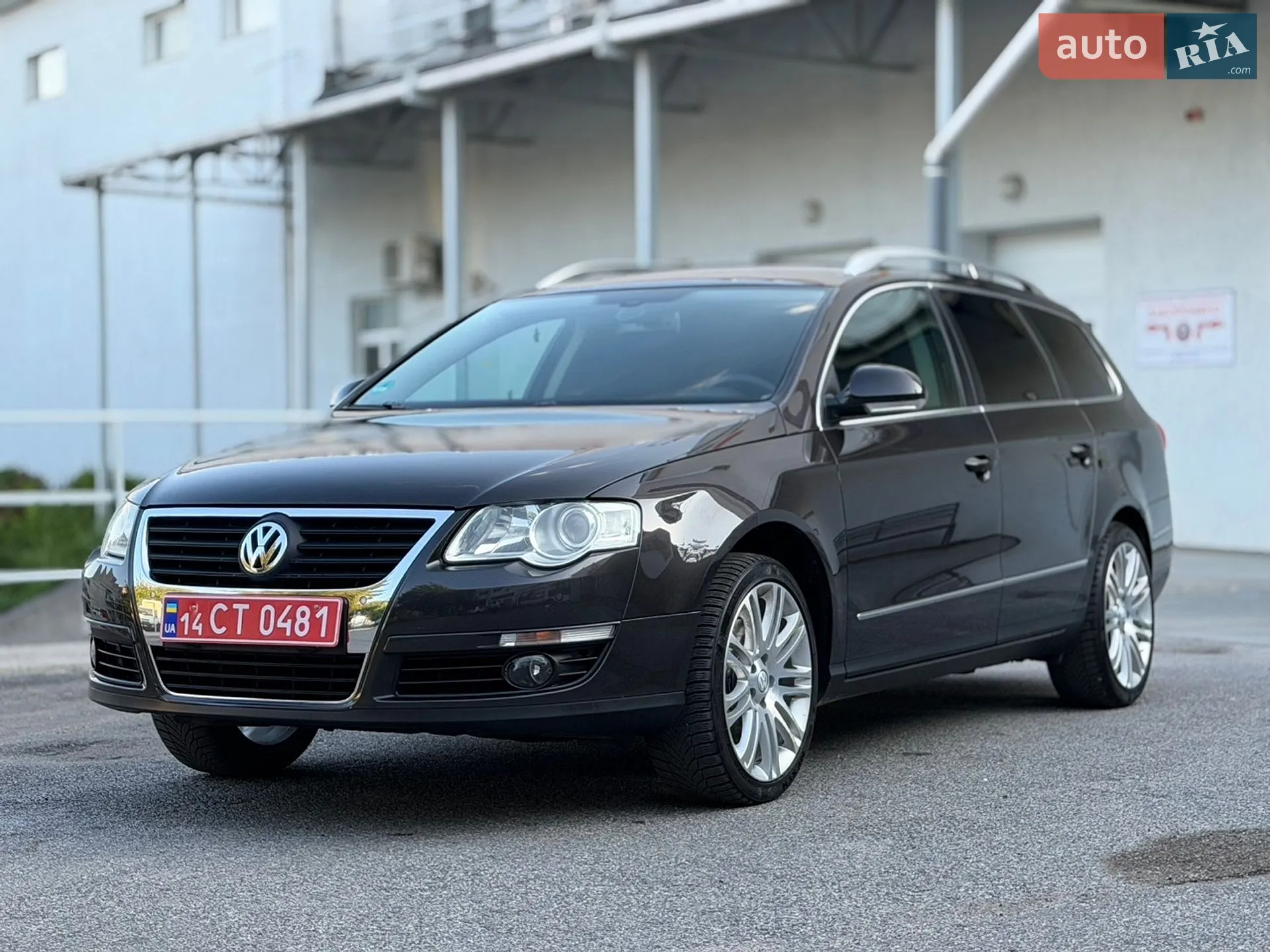 2010 Volkswagen Passat - мініатюра 23