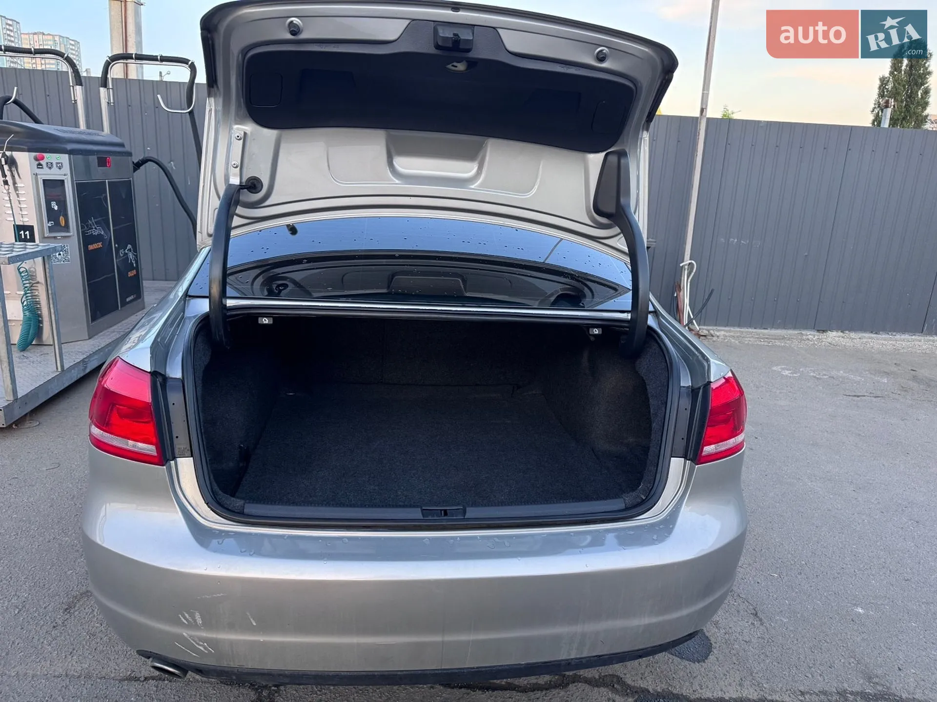2012 Volkswagen Passat - мініатюра 11