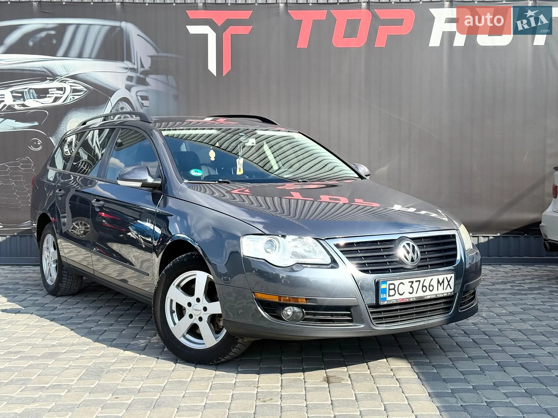 2010 Volkswagen Passat - мініатюра 6