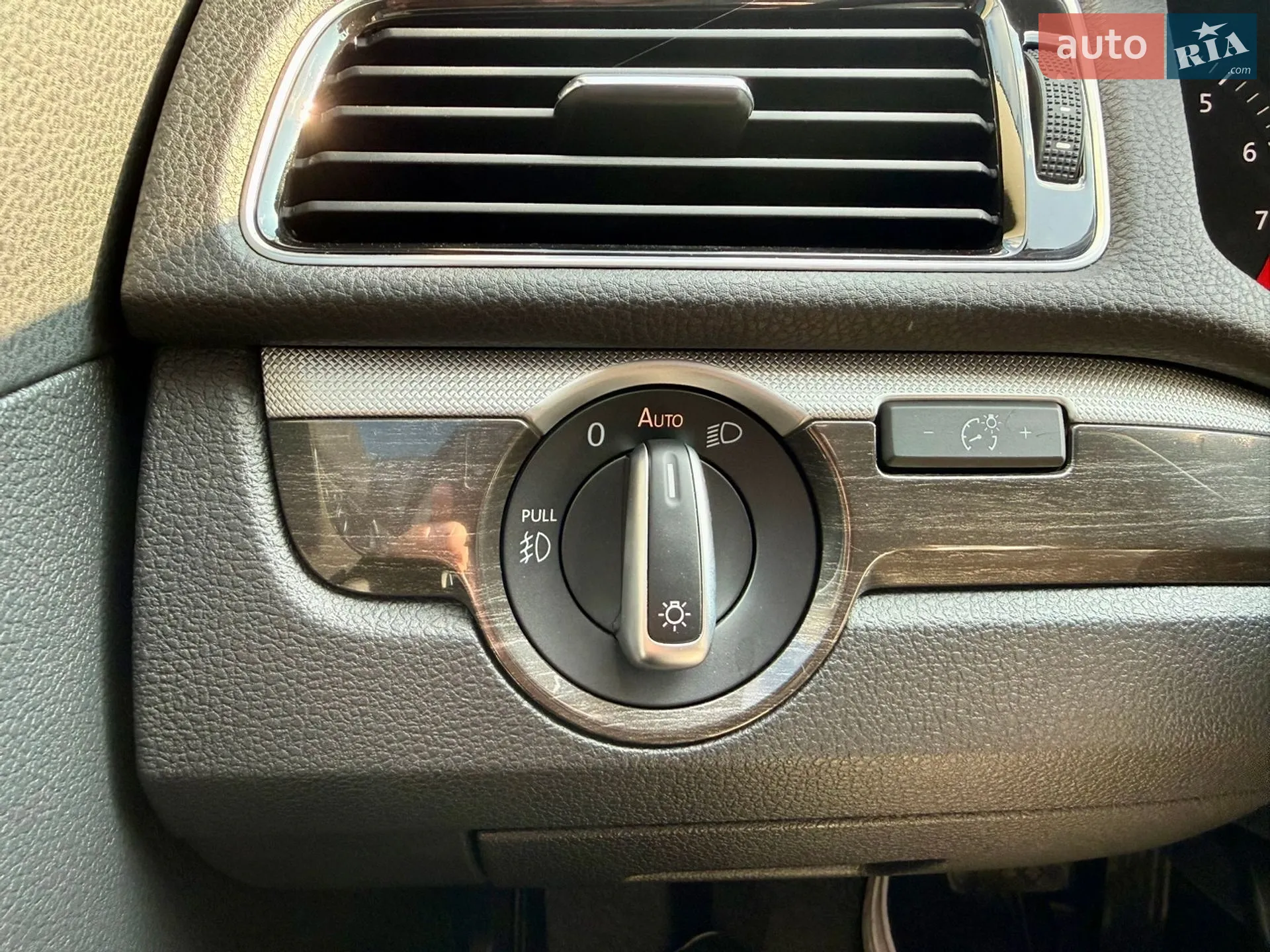 2015 Volkswagen Passat - мініатюра 14