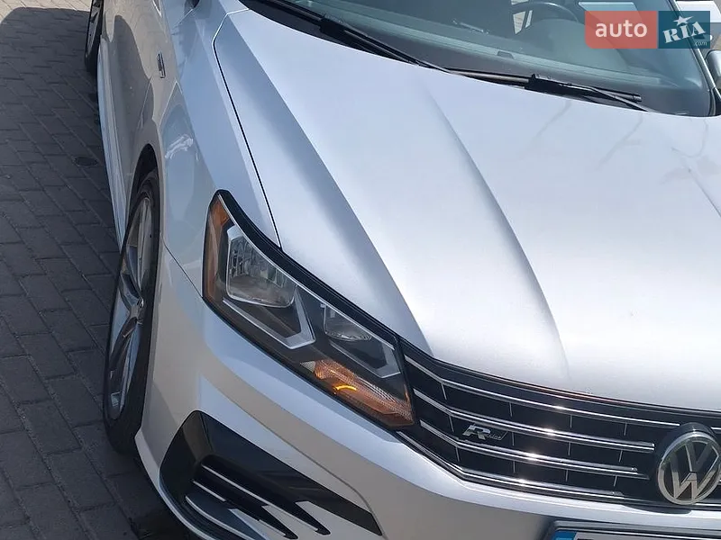 Volkswagen Passat 2018 VIN WVWZZZ3CZJE192610 фото оголошення 8 з 41