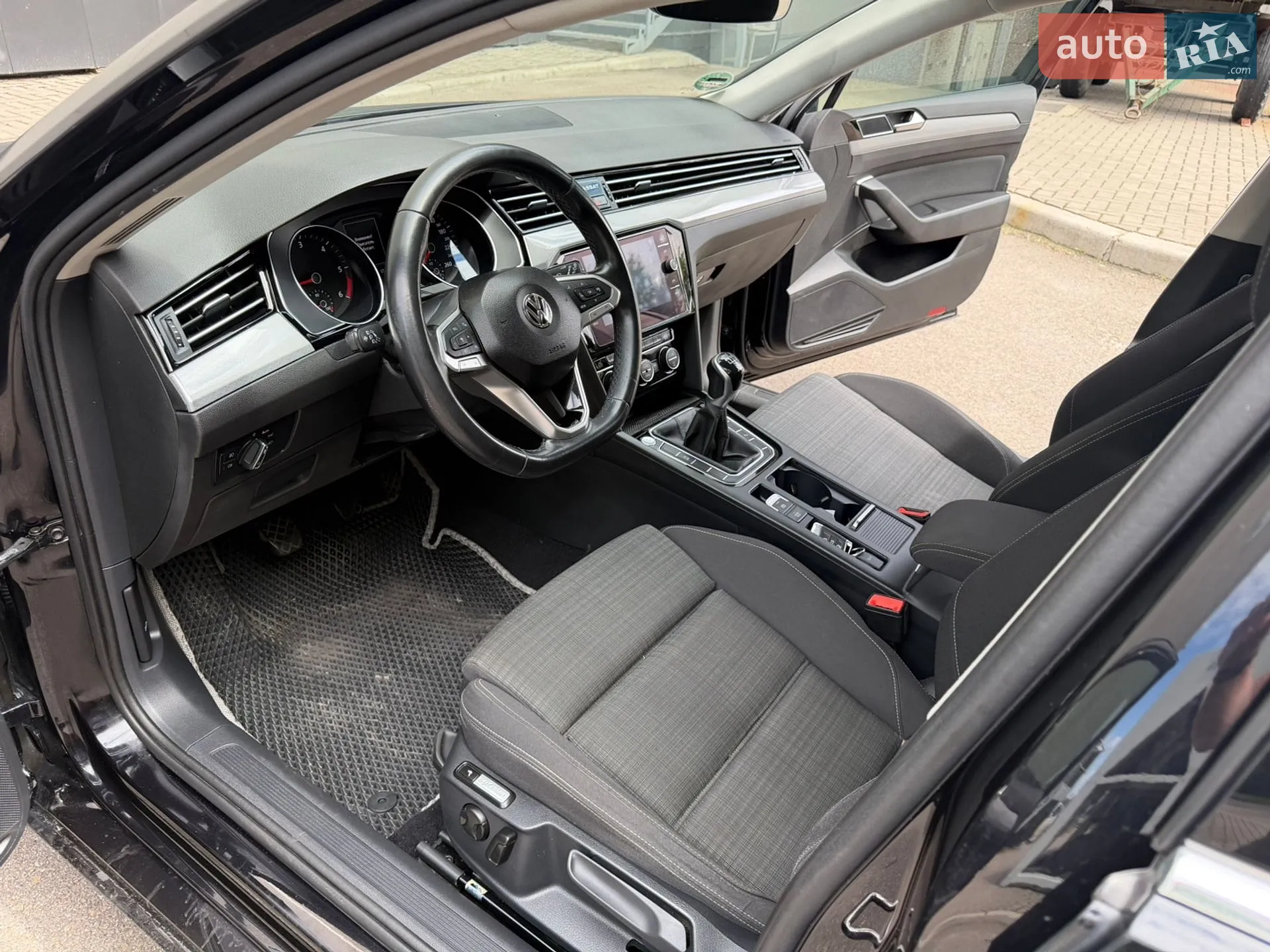 2020 Volkswagen Passat - мініатюра 10
