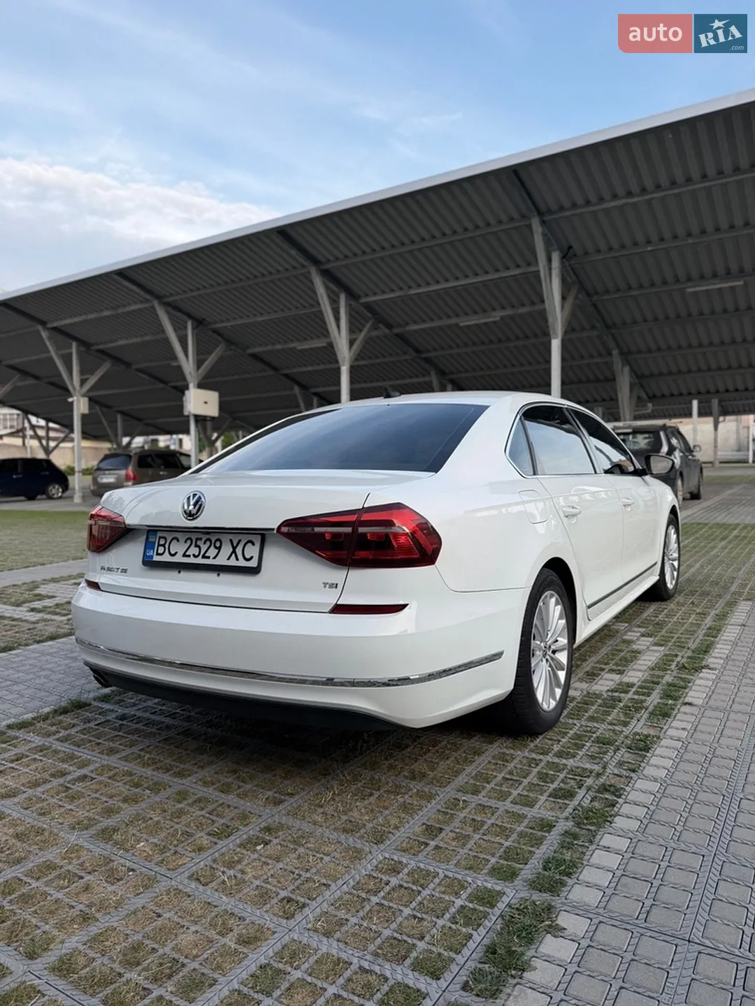 2016 Volkswagen Passat - мініатюра 5