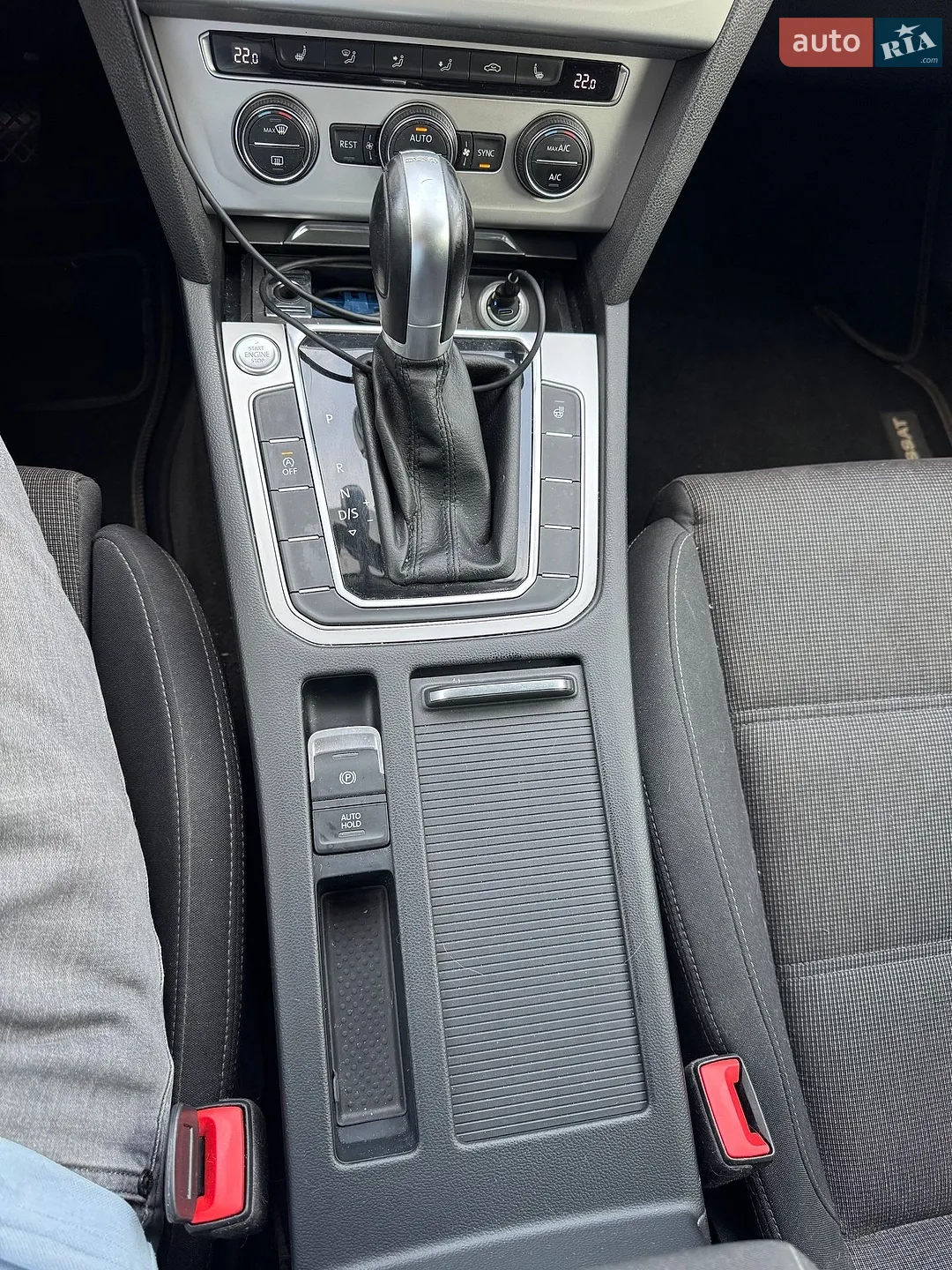 2016 Volkswagen Passat - мініатюра 41
