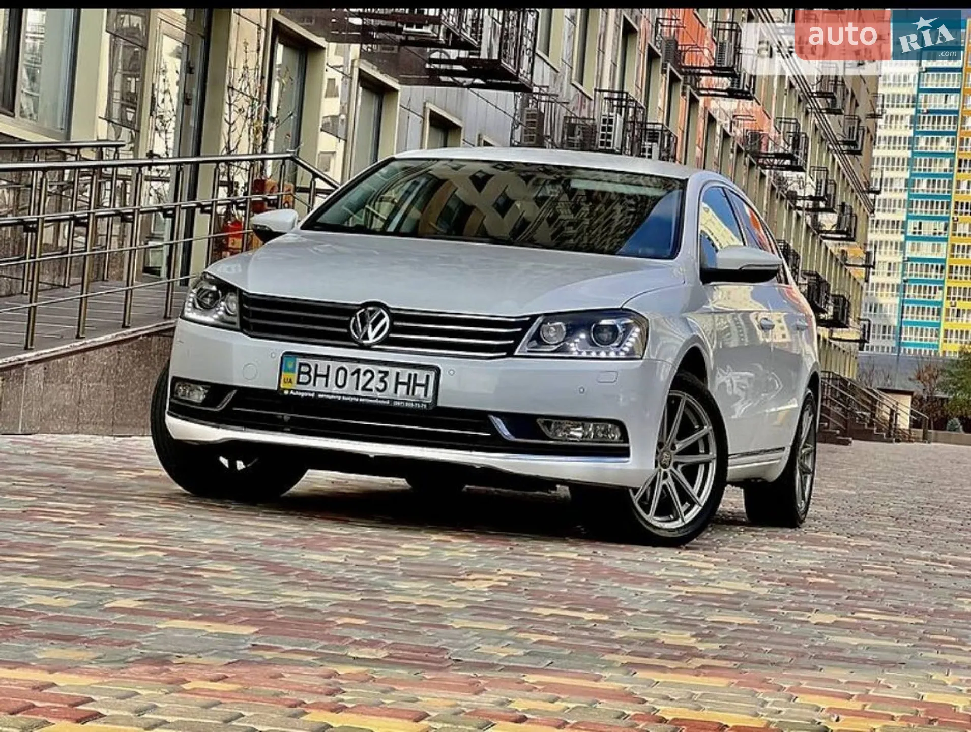 2014 Volkswagen Passat - мініатюра 2