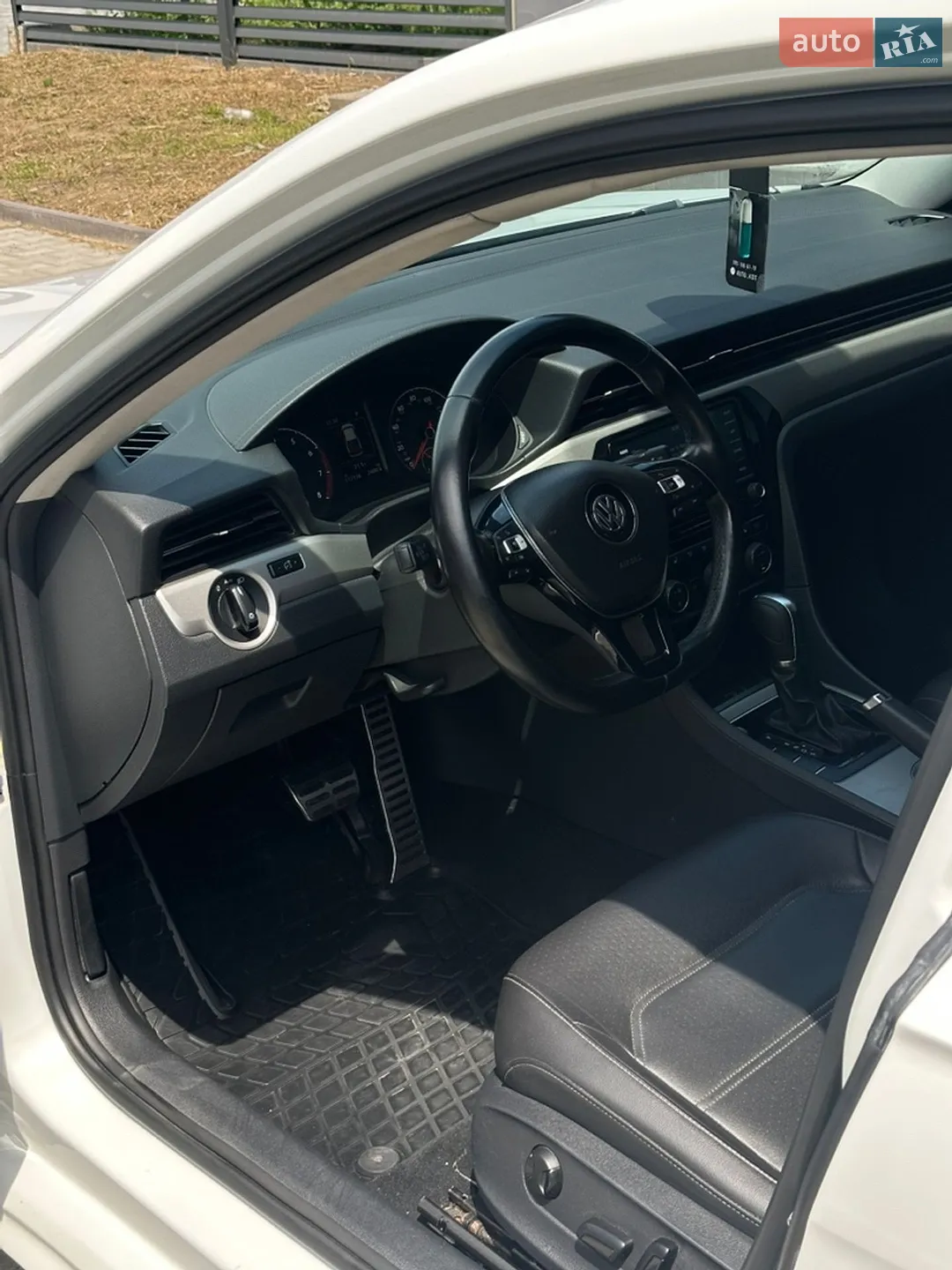2020 Volkswagen Passat - мініатюра 36