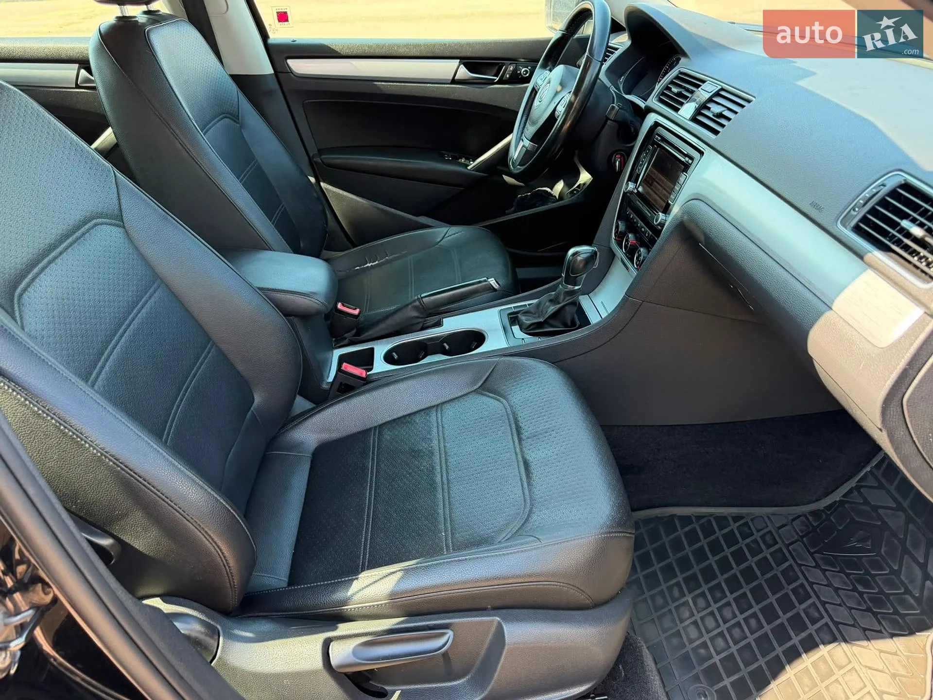 2013 Volkswagen Passat - мініатюра 37