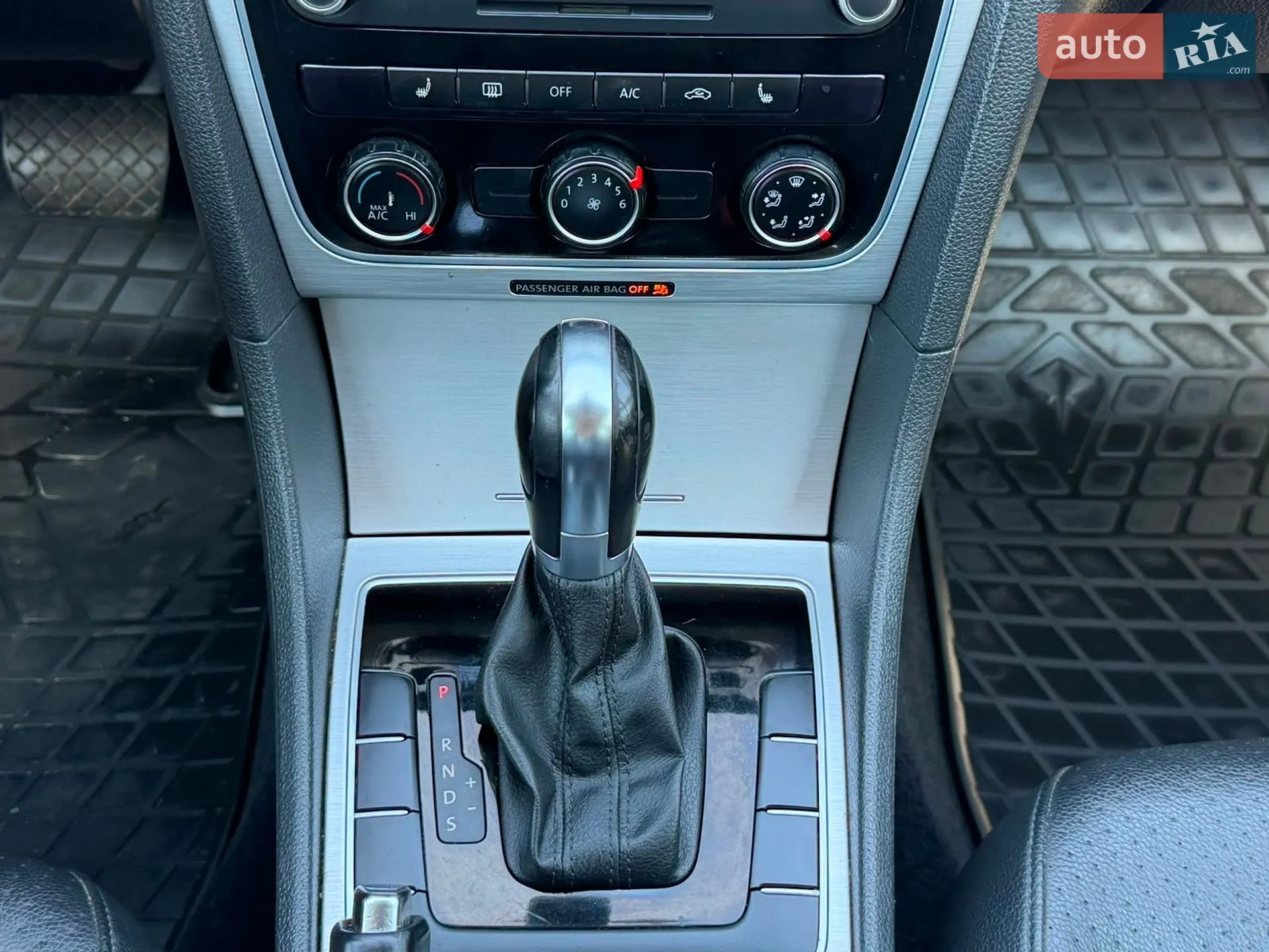 2013 Volkswagen Passat - мініатюра 48