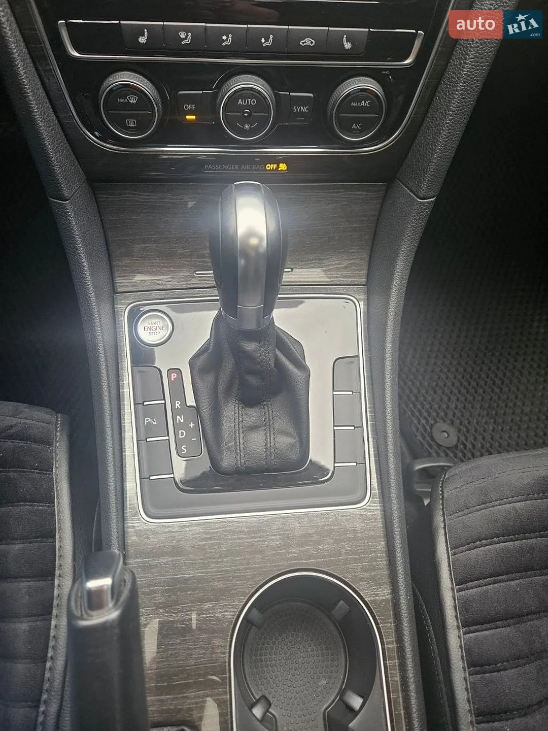 2017 Volkswagen Passat - мініатюра 16