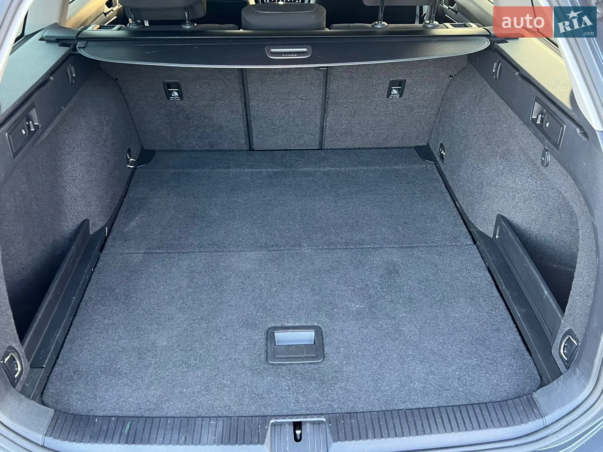 2019 Volkswagen Passat - мініатюра 13