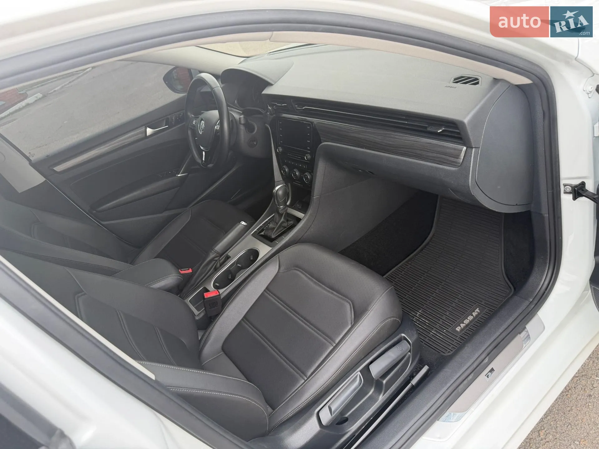 2020 Volkswagen Passat - мініатюра 20