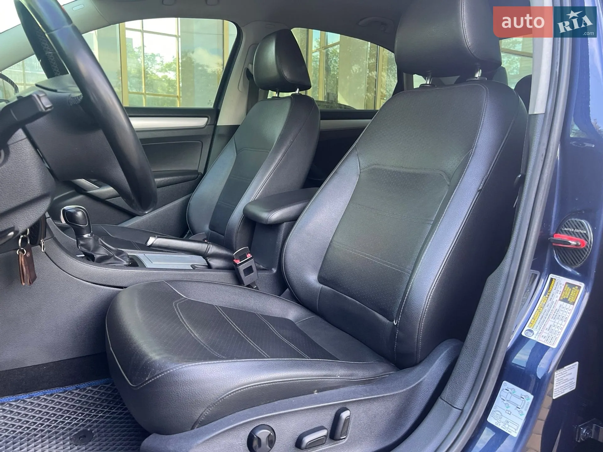 2012 Volkswagen Passat - мініатюра 9