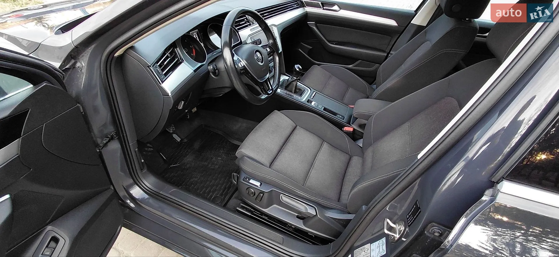 2017 Volkswagen Passat - мініатюра 8