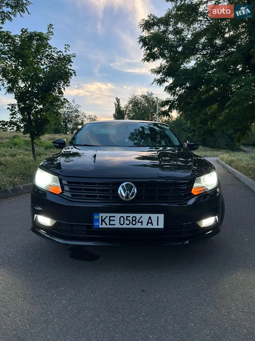 2016 Volkswagen Passat - мініатюра 2