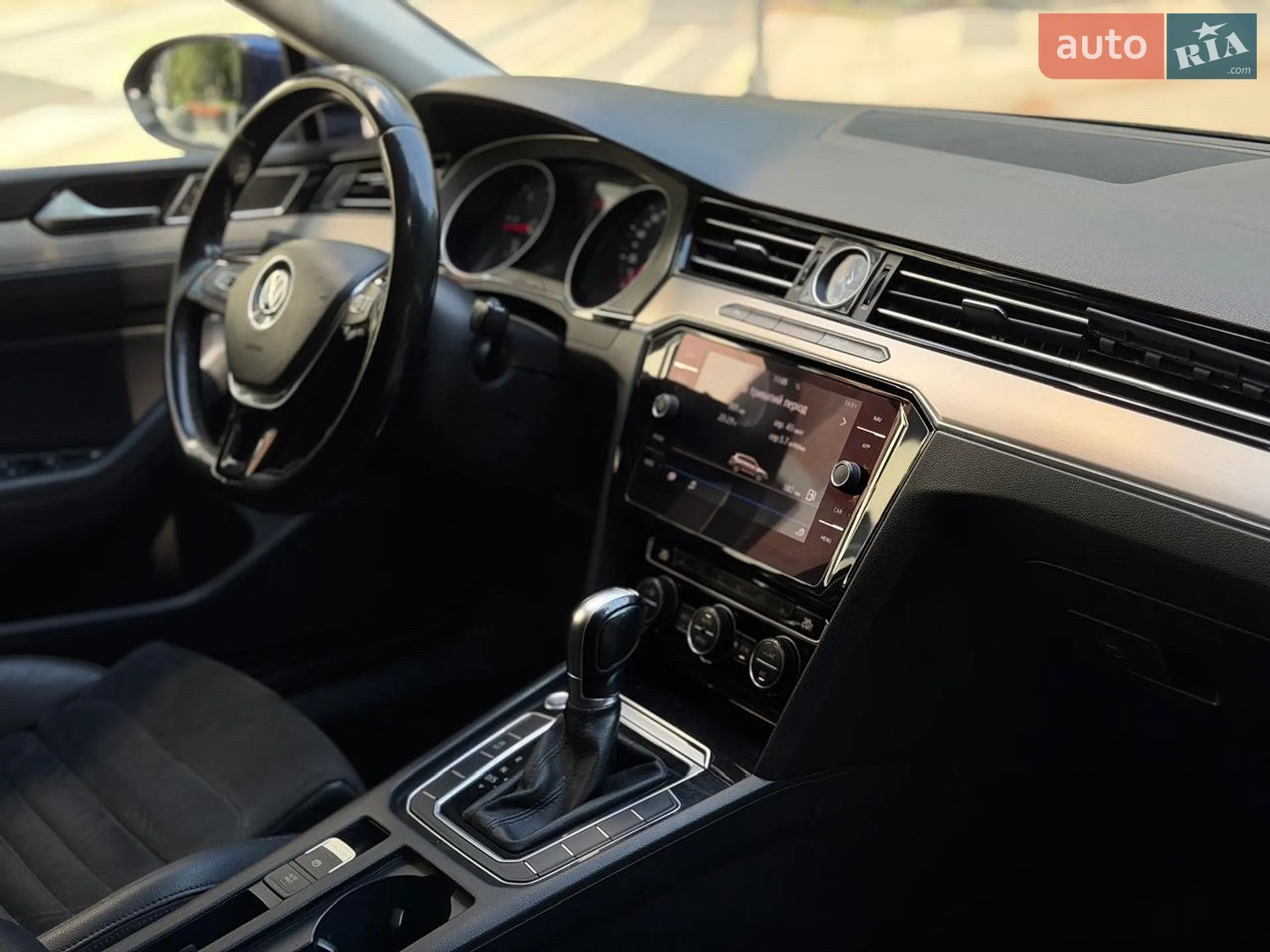 2017 Volkswagen Passat - мініатюра 32