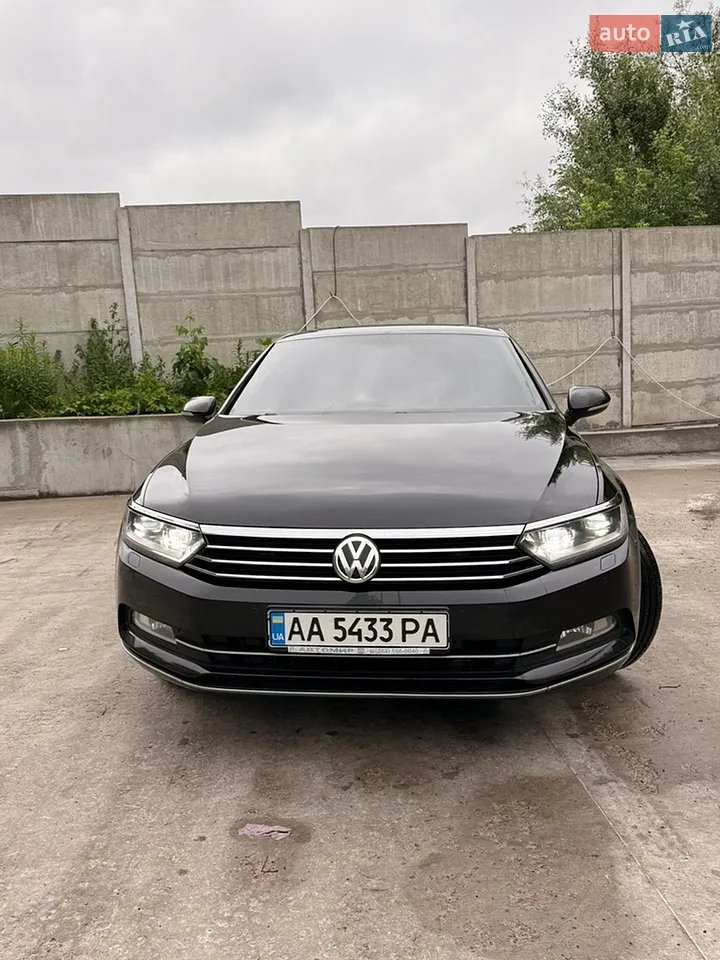 2016 Volkswagen Passat - мініатюра 17