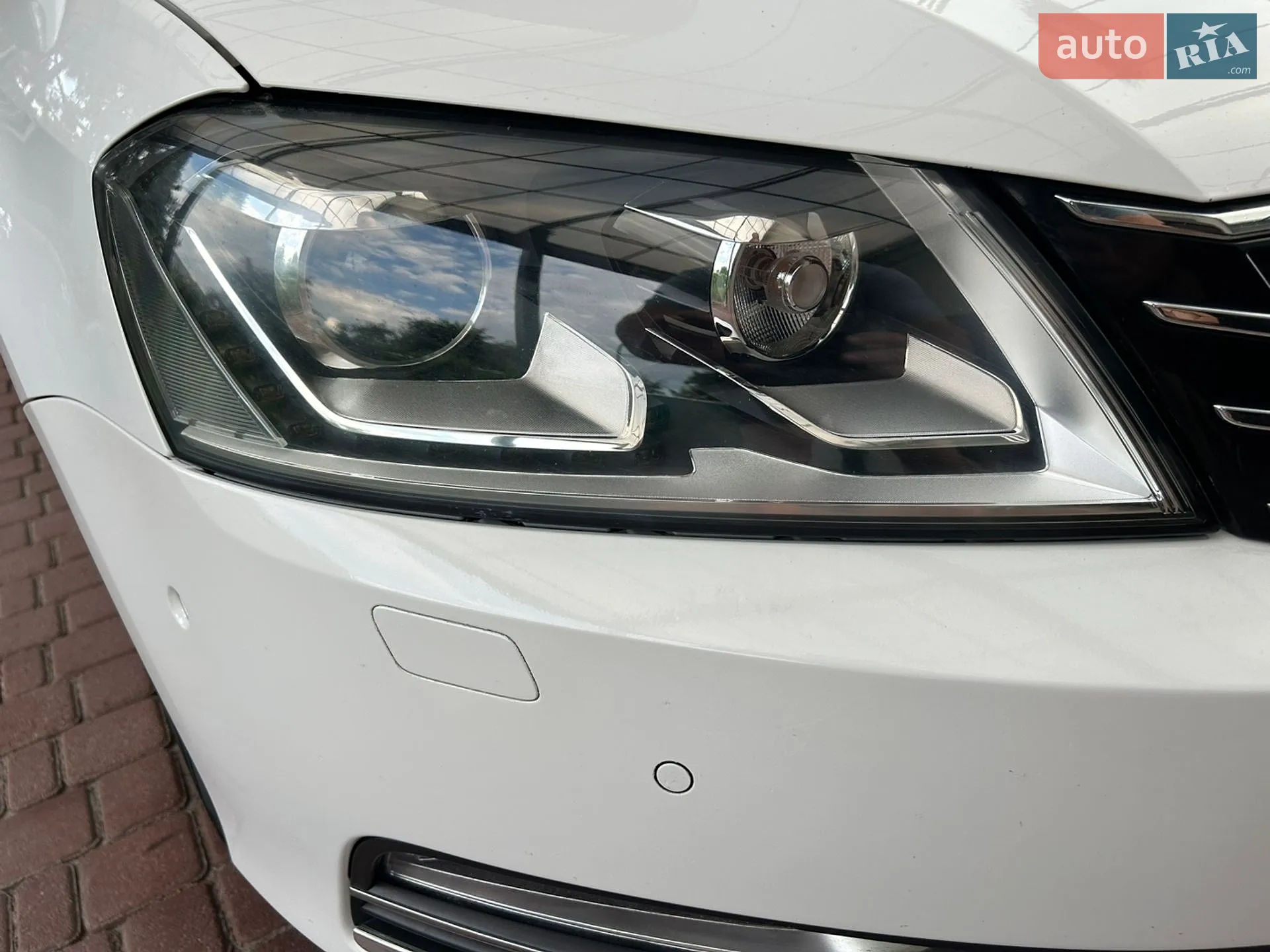 2011 Volkswagen Passat - мініатюра 12