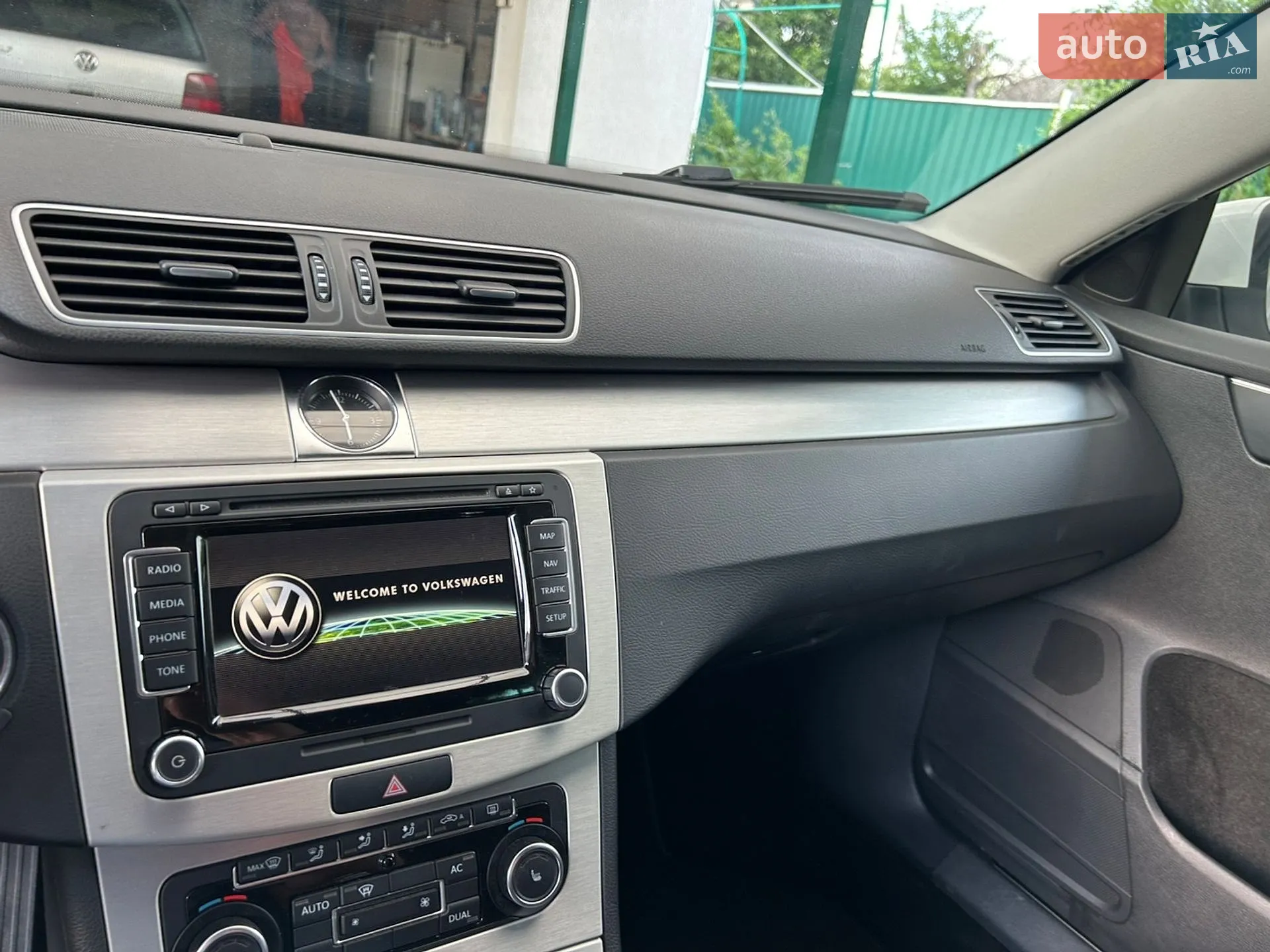 2011 Volkswagen Passat - мініатюра 27