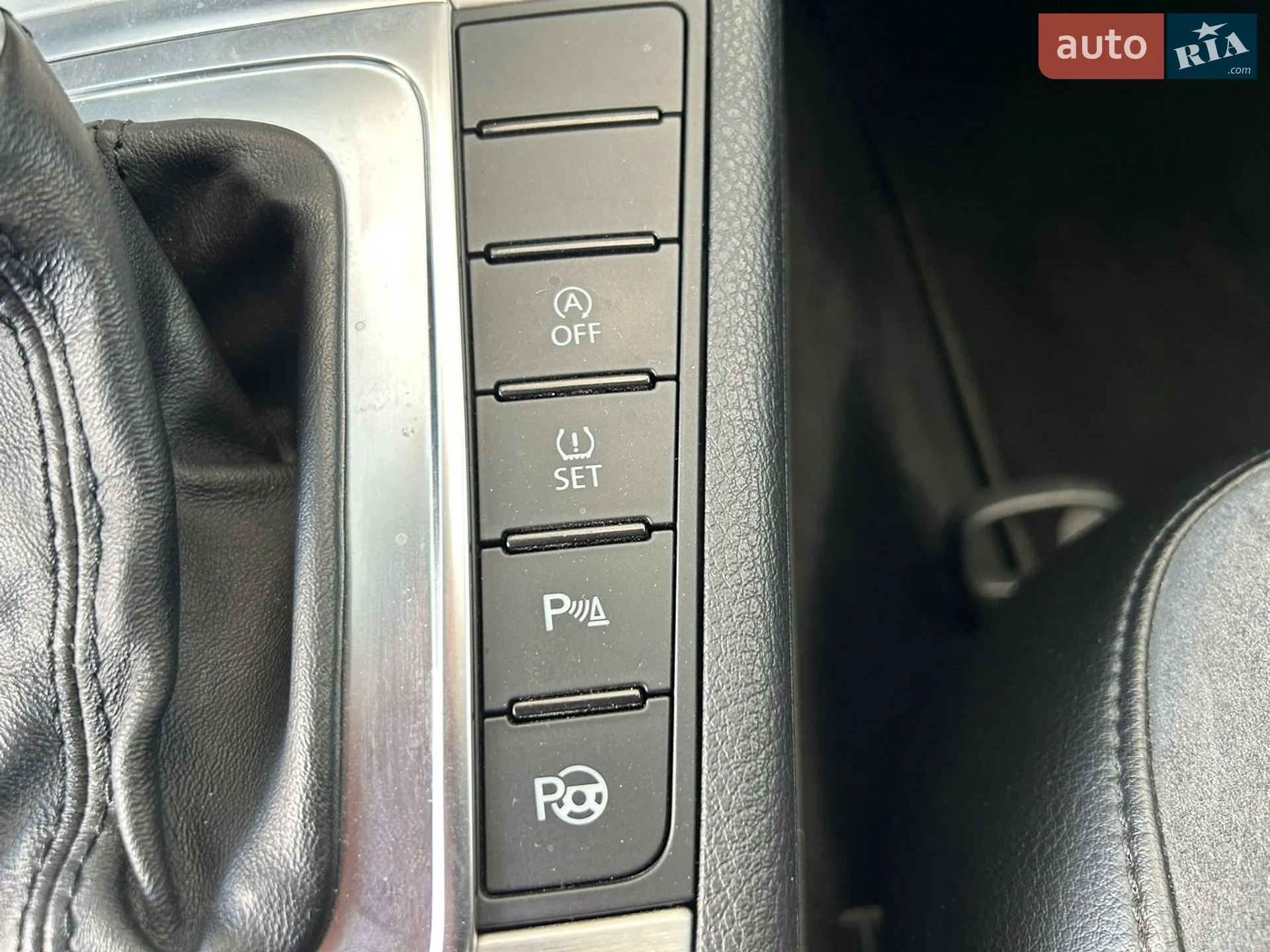 2011 Volkswagen Passat - мініатюра 32