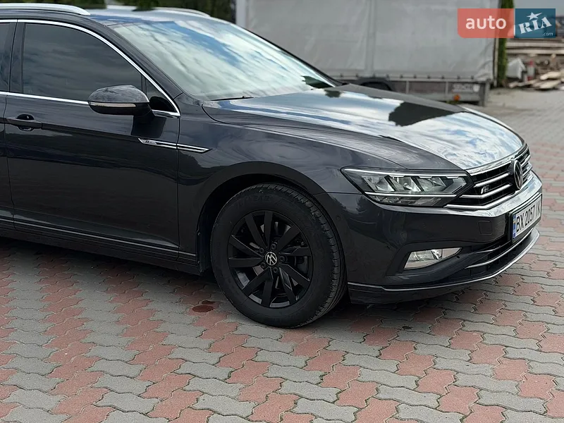 Volkswagen Passat 2021 VIN WVWZZZ3CZME125428 фото оголошення 17 з 98