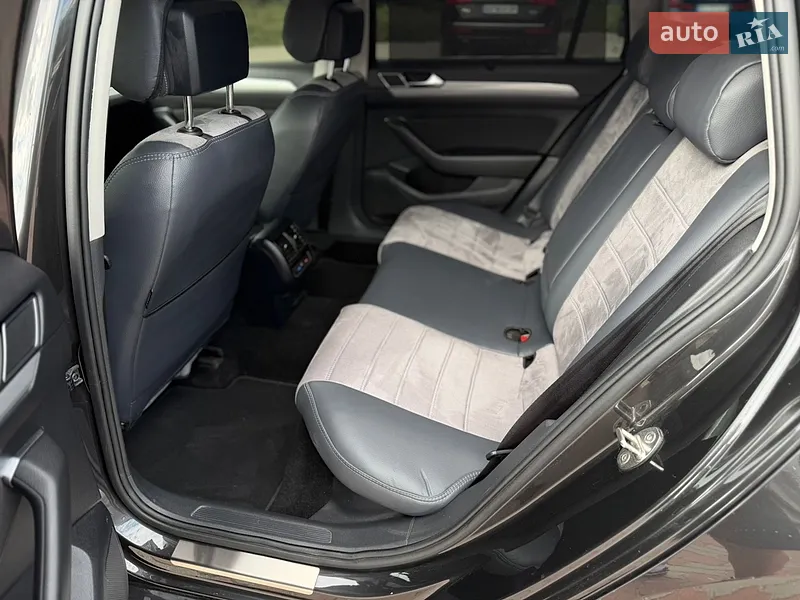 Volkswagen Passat 2021 VIN WVWZZZ3CZME125428 фото оголошення 43 з 98