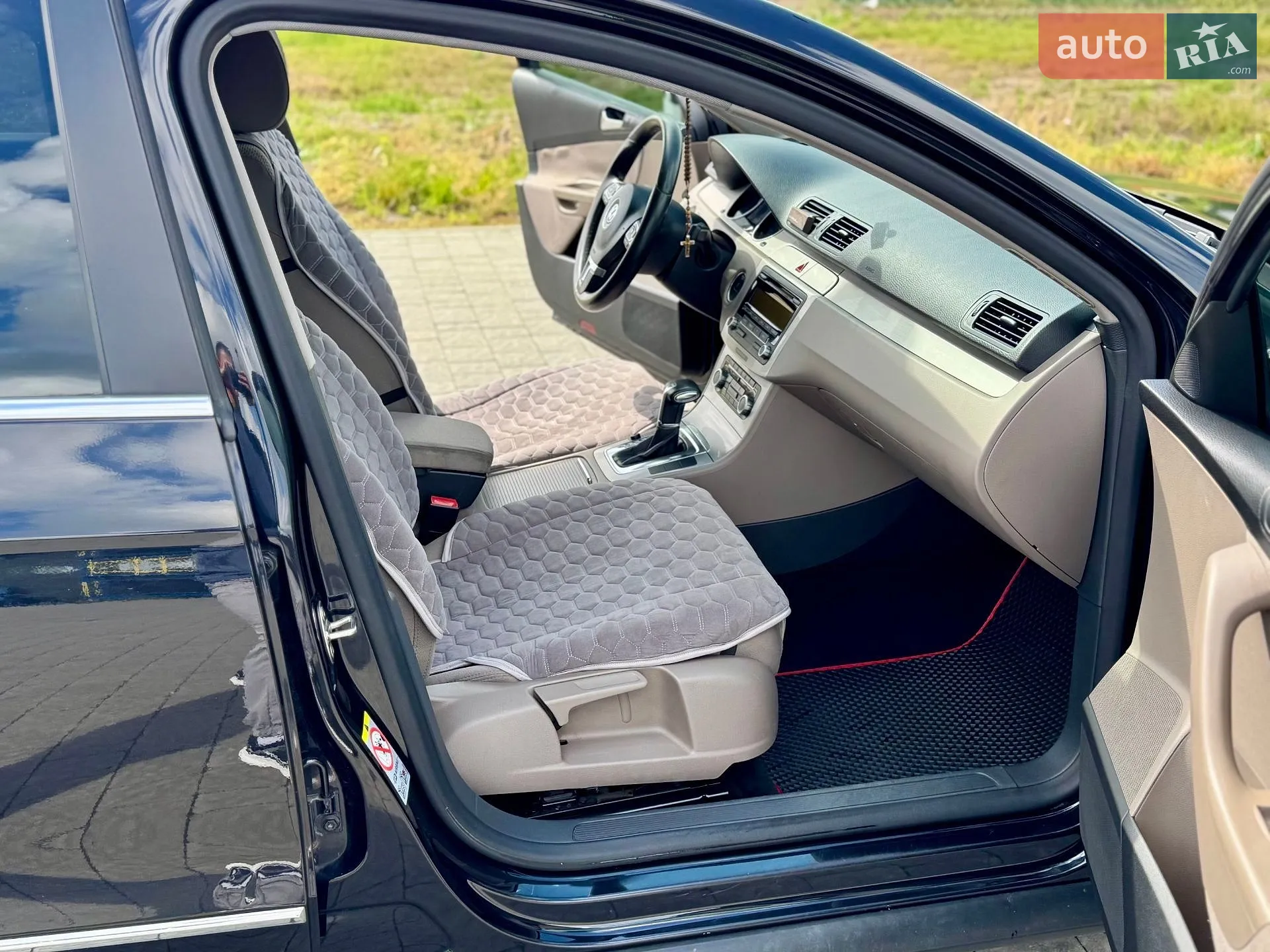 2010 Volkswagen Passat - мініатюра 9
