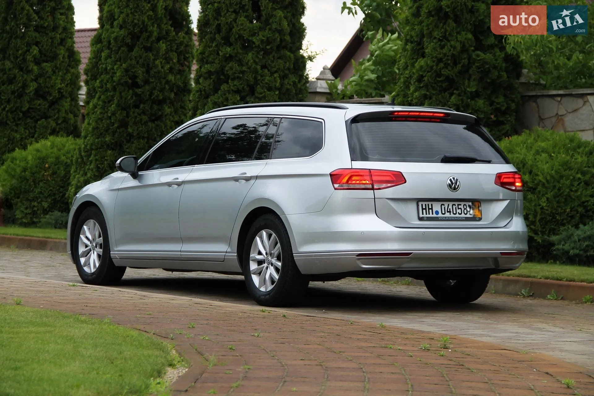2016 Volkswagen Passat - мініатюра 8