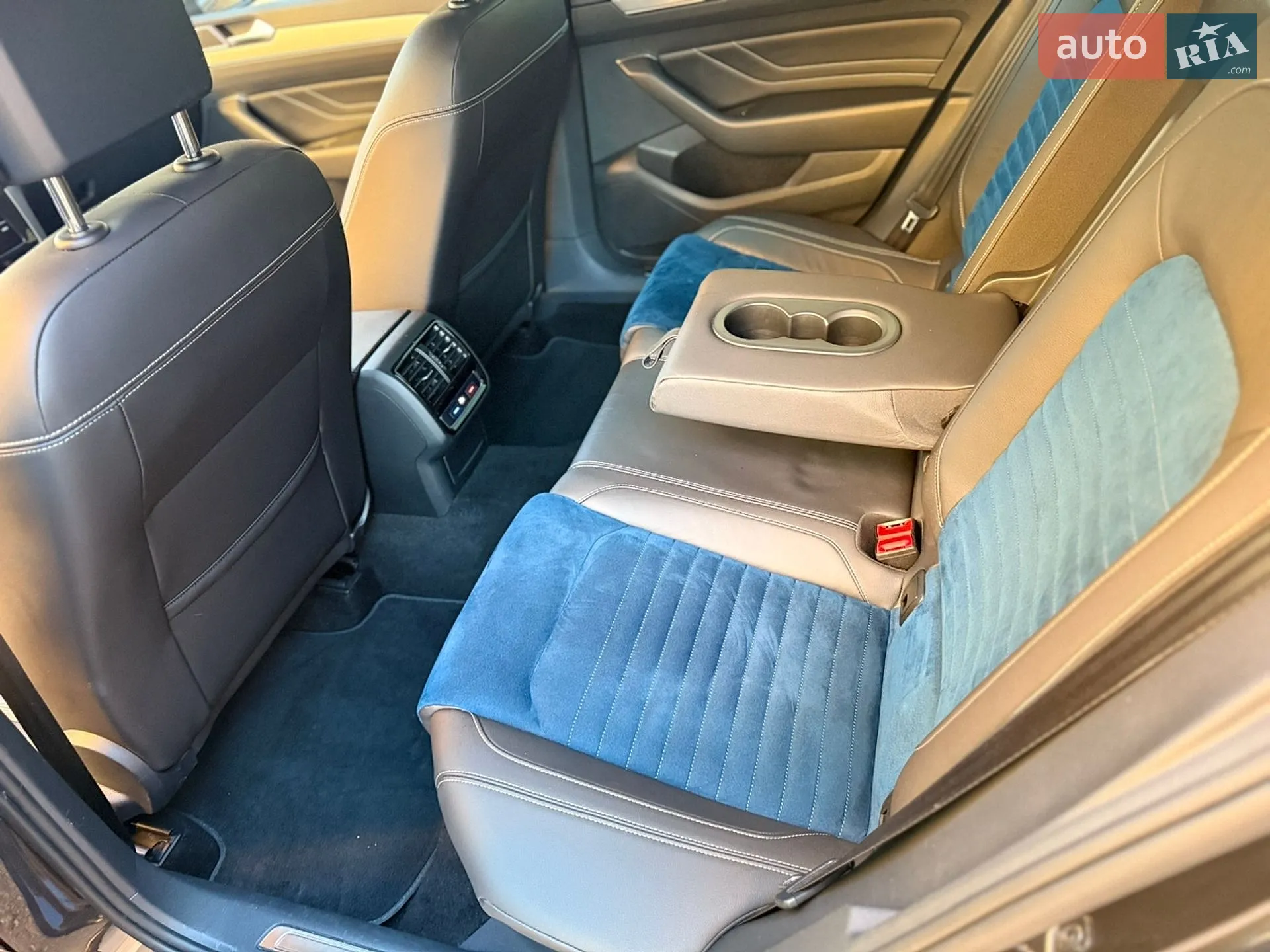 2019 Volkswagen Passat - мініатюра 22