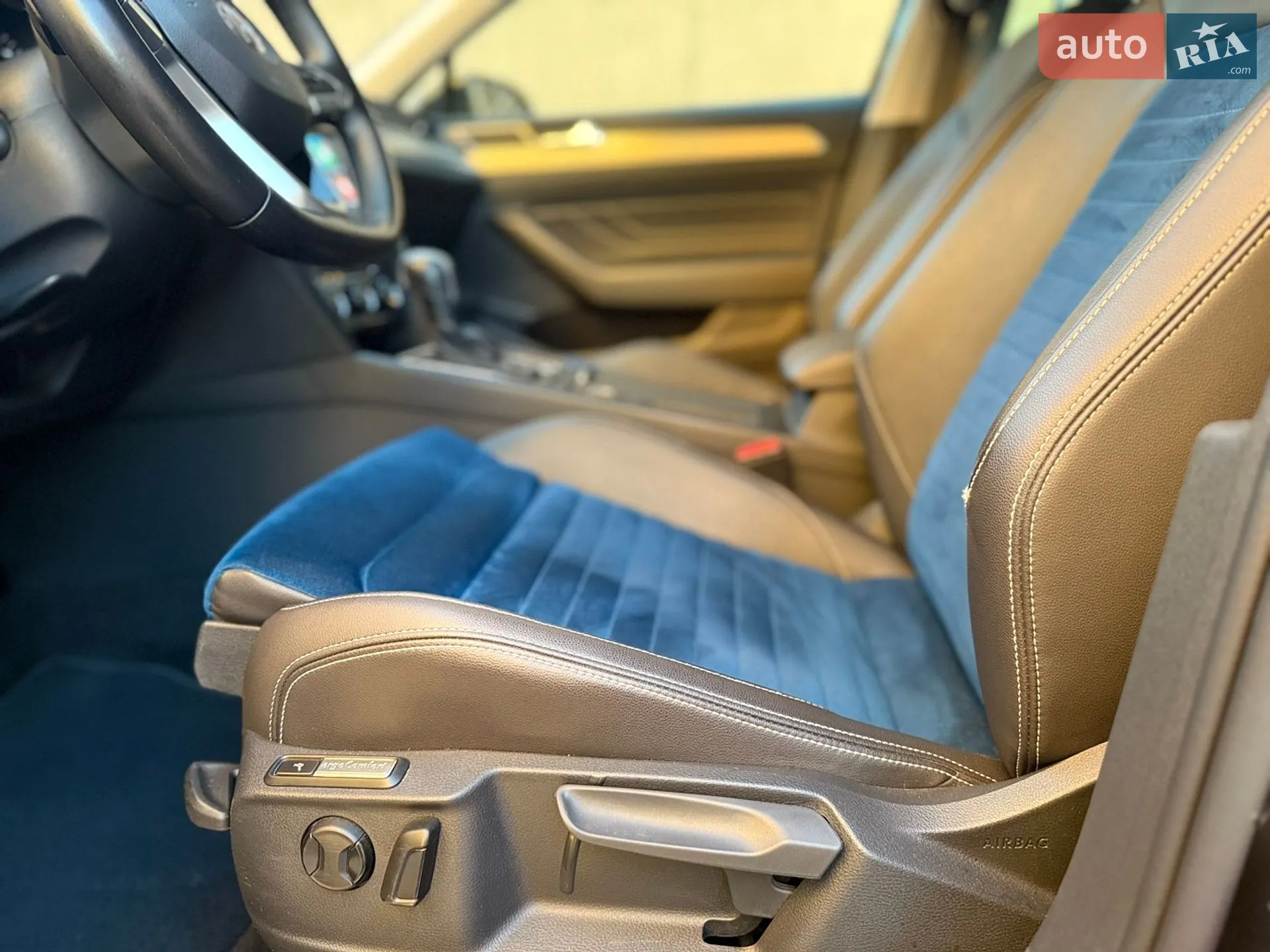 2019 Volkswagen Passat - мініатюра 24