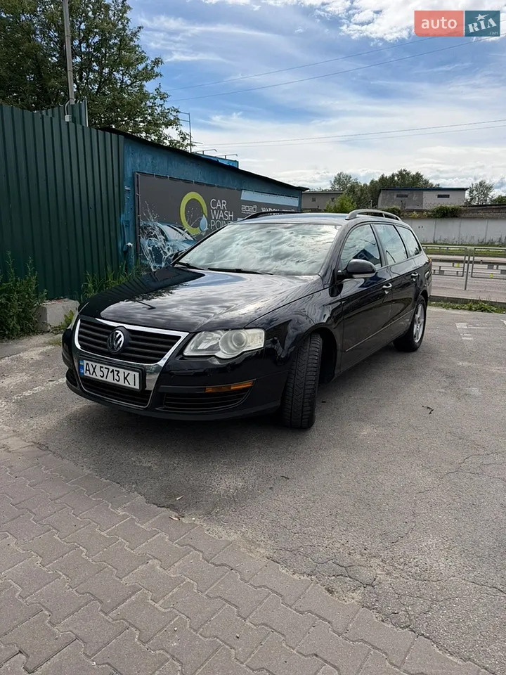 2010 Volkswagen Passat - мініатюра 21