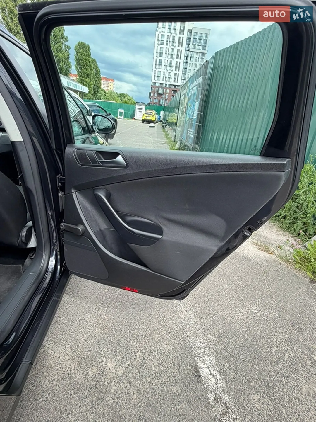 Volkswagen Passat 2009 VIN WVWZZZ3CZAE008190 фото оголошення 13 з 27