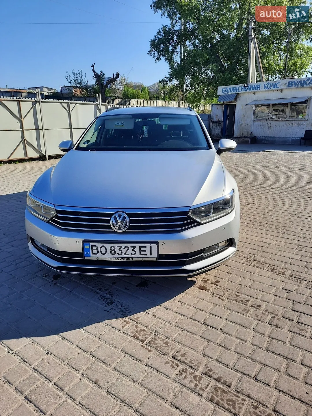 2017 Volkswagen Passat - мініатюра 2