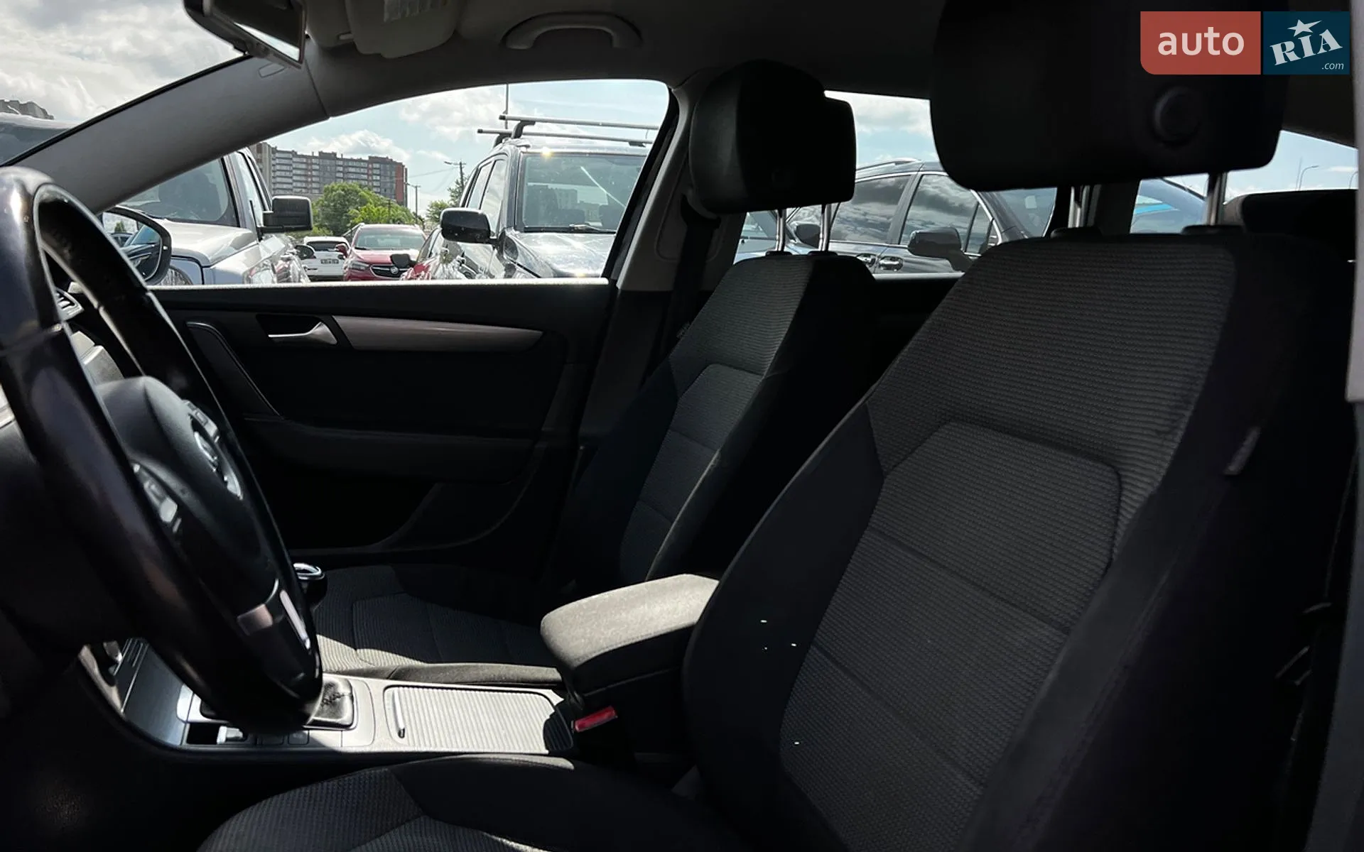 2010 Volkswagen Passat - мініатюра 9