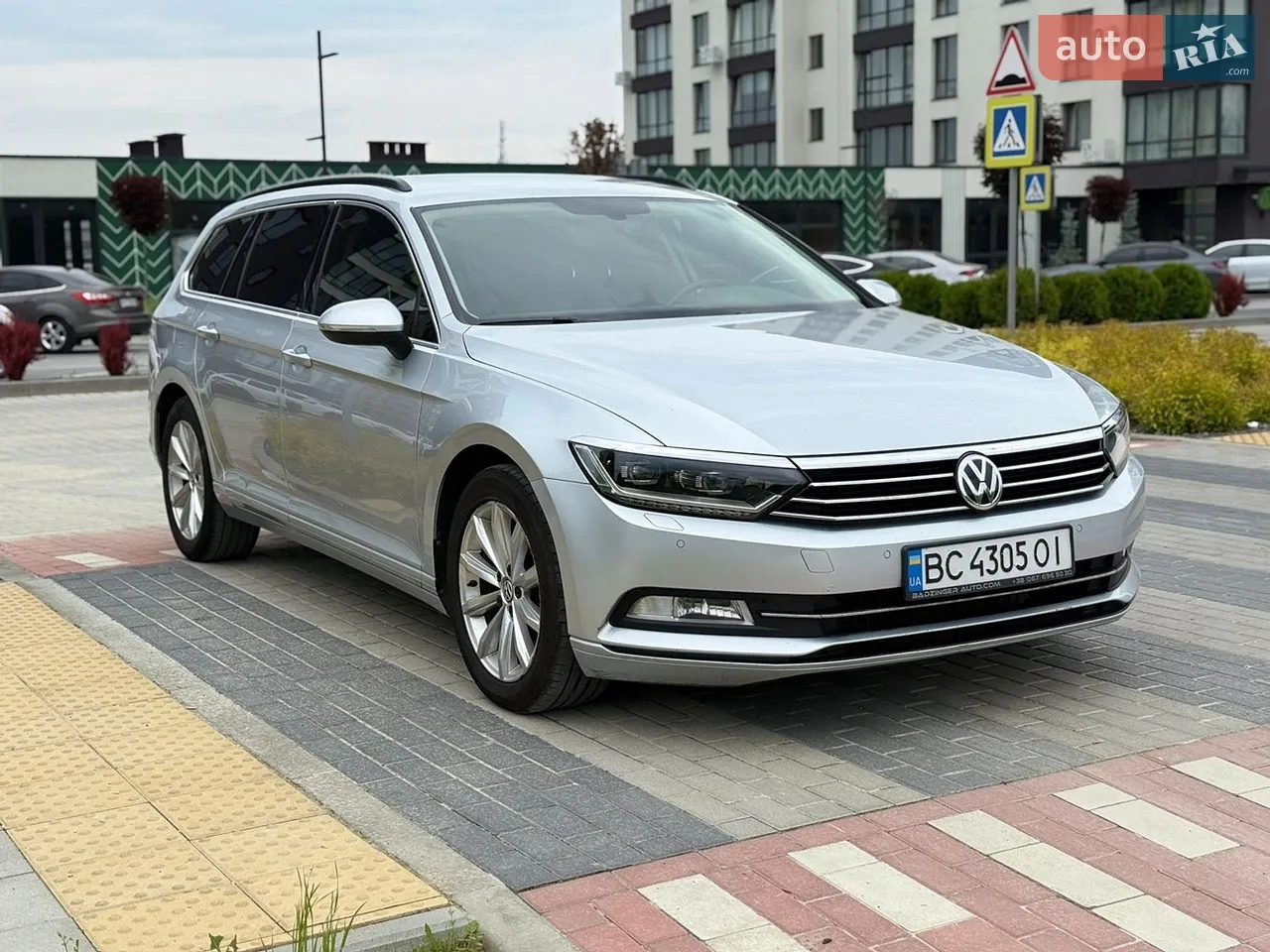 2016 Volkswagen Passat - мініатюра 23