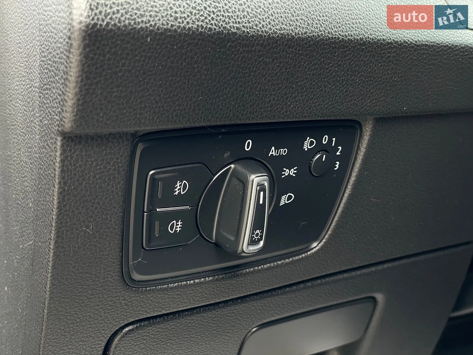 2015 Volkswagen Passat - мініатюра 44