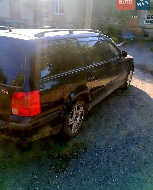 Volkswagen Passat 1998 VIN WVWZZZ3BZXE298904 фото оголошення 3 з 46