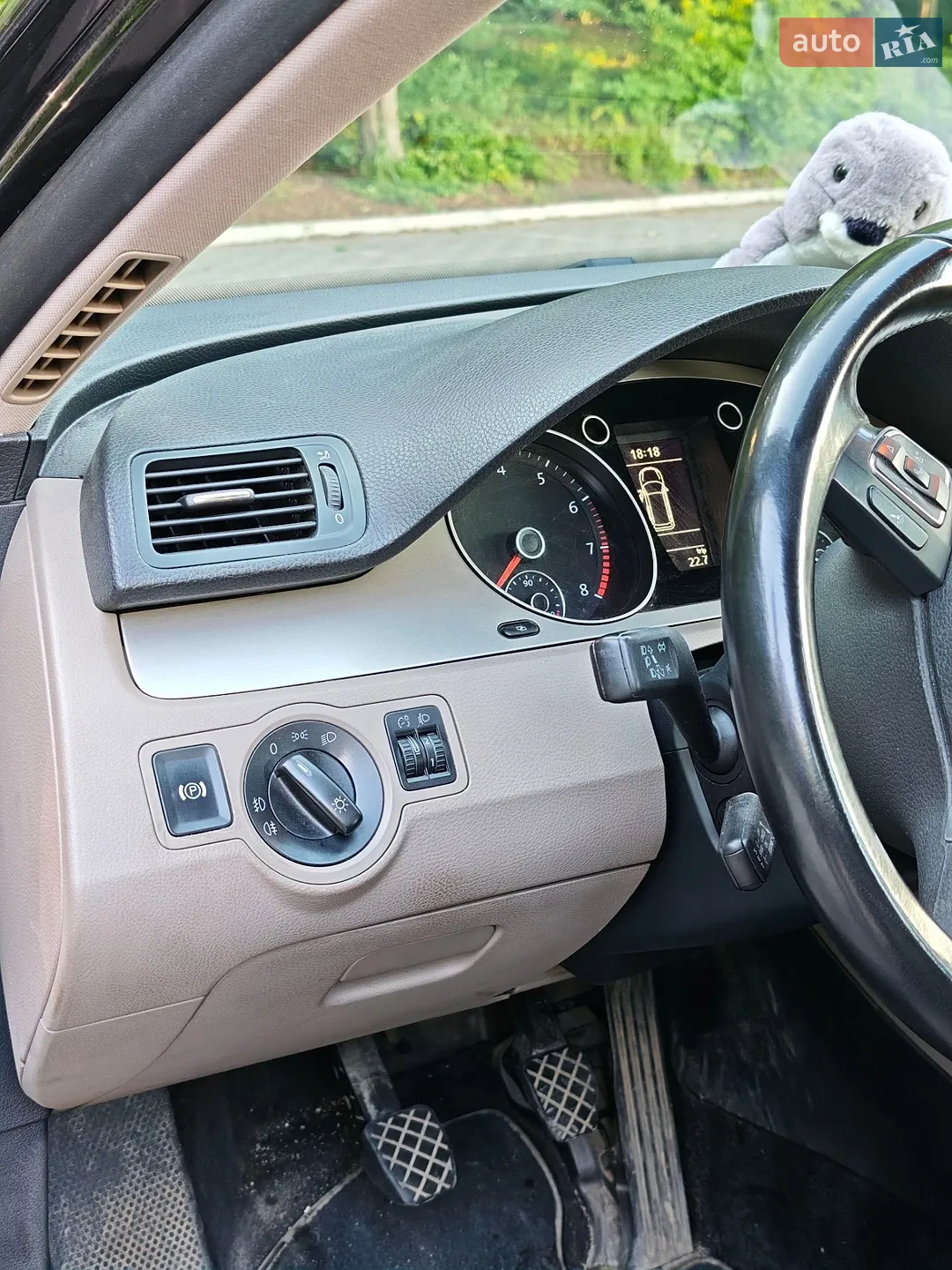 2010 Volkswagen Passat - мініатюра 7