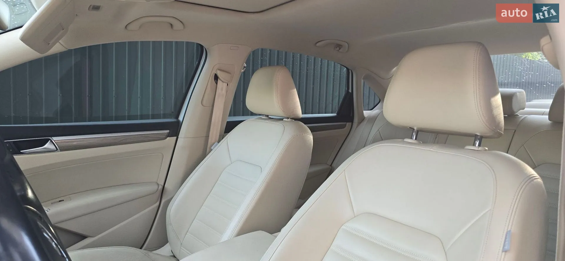 2017 Volkswagen Passat - мініатюра 12