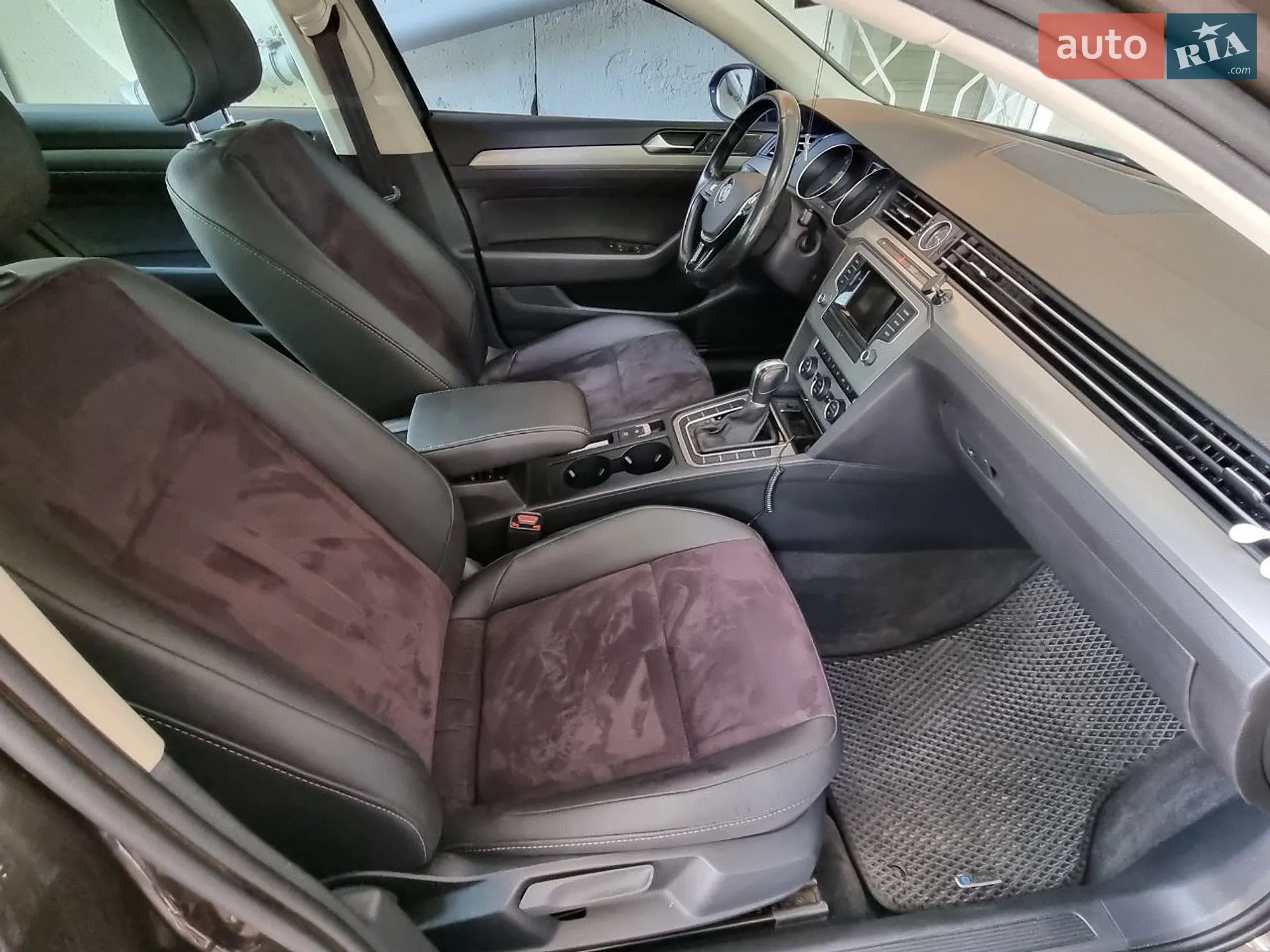 2017 Volkswagen Passat - мініатюра 24