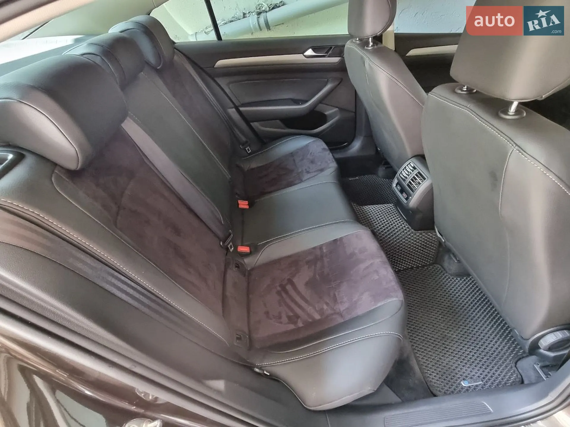 2017 Volkswagen Passat - мініатюра 27