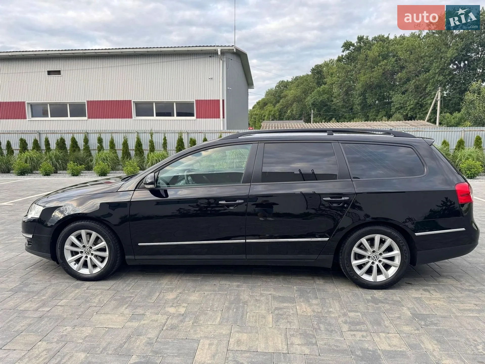 2010 Volkswagen Passat - мініатюра 10