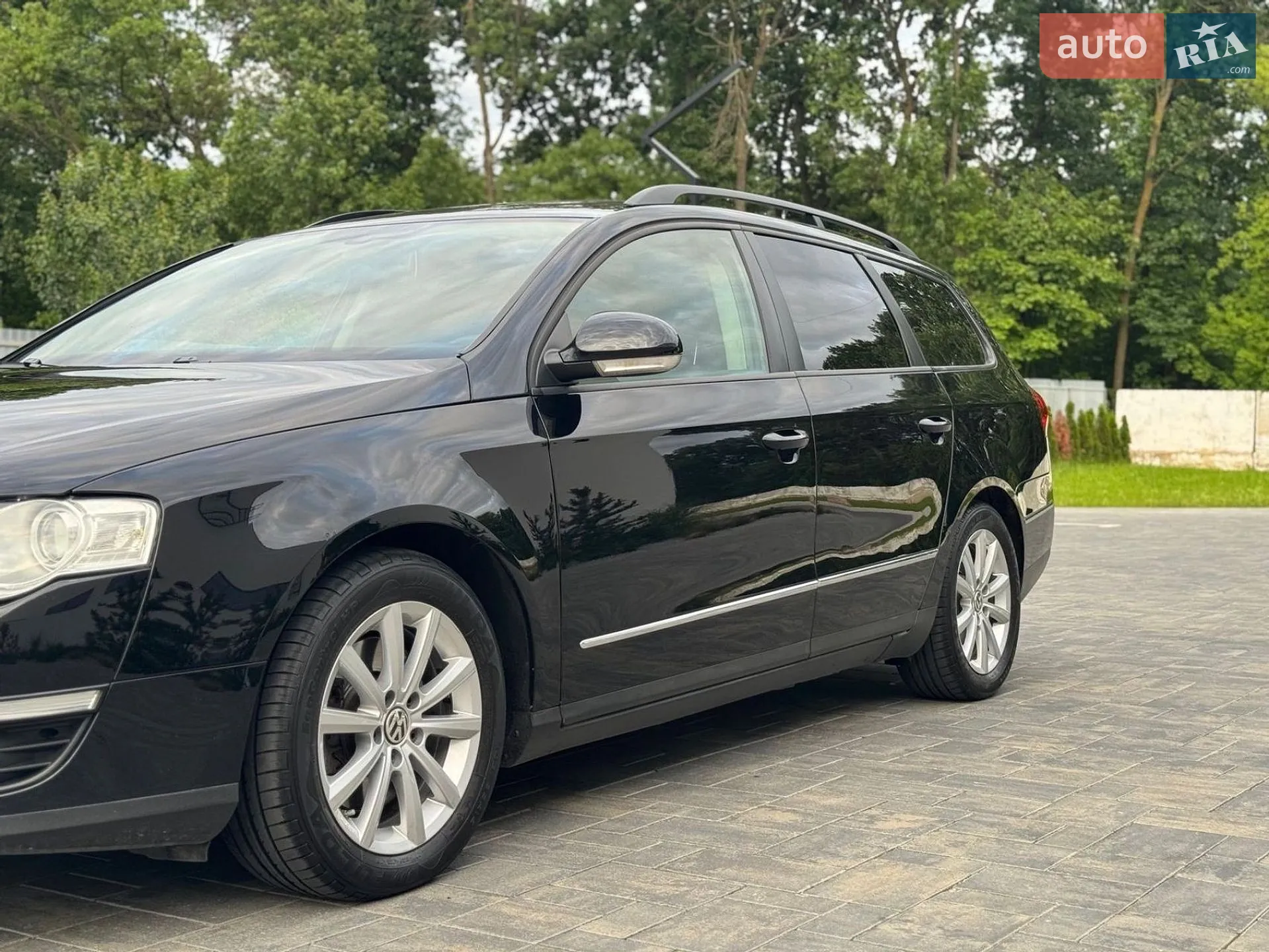2010 Volkswagen Passat - мініатюра 11