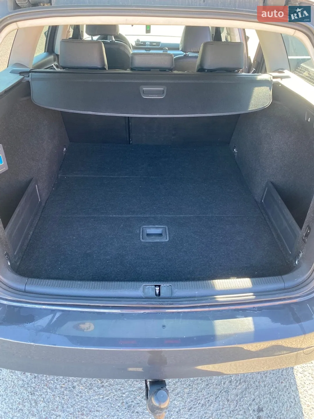2010 Volkswagen Passat - мініатюра 8