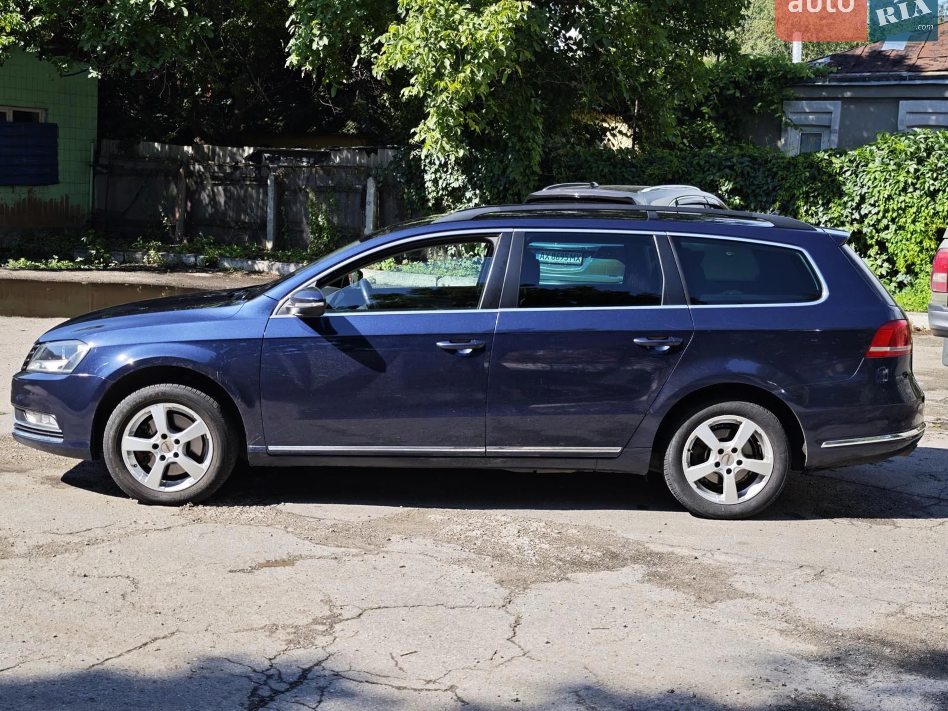 2011 Volkswagen Passat - мініатюра 9