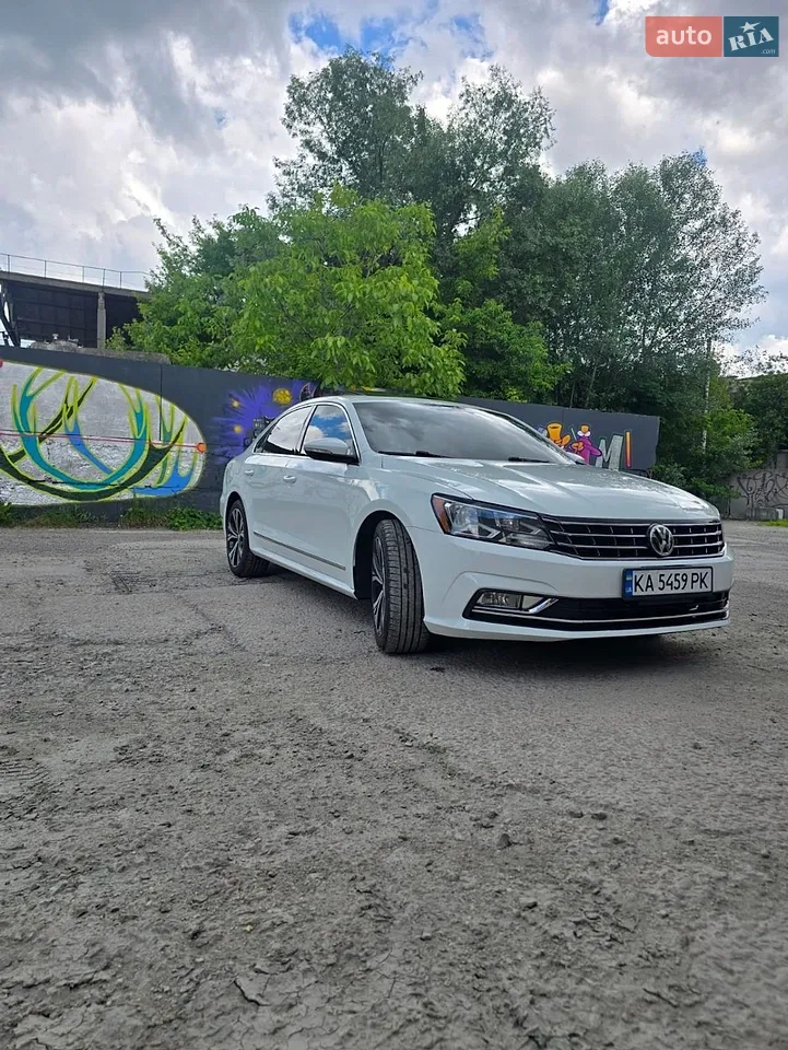 2017 Volkswagen Passat - мініатюра 25
