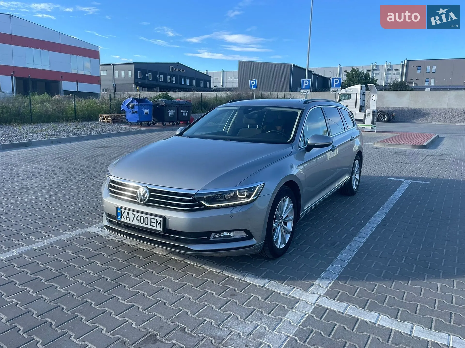 2016 Volkswagen Passat - мініатюра 2