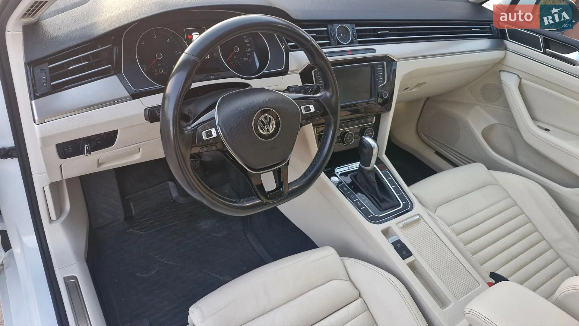 2015 Volkswagen Passat - мініатюра 20