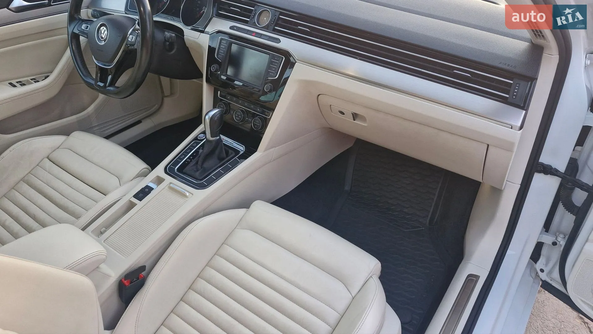 2015 Volkswagen Passat - мініатюра 30