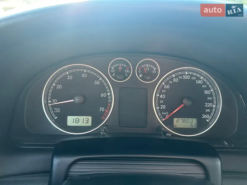Volkswagen Passat 2001 VIN WVWZZZ3BZ1E152839 фото оголошення 9 з 41